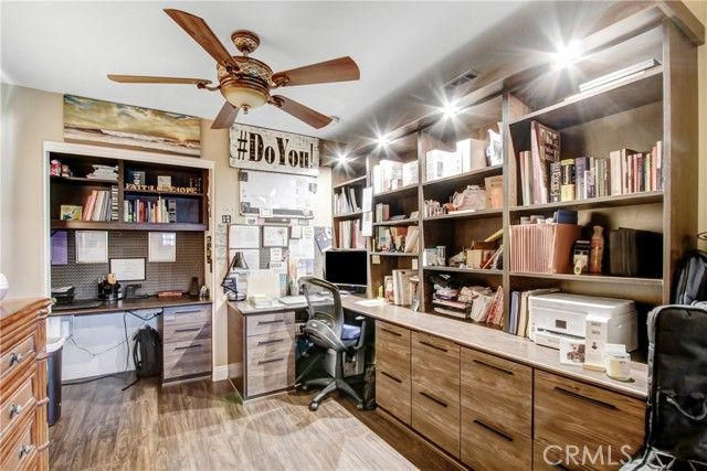 39812 De Vendome Court, Murrieta, CA 92563