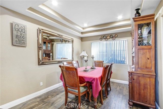 39812 De Vendome Court, Murrieta, CA 92563