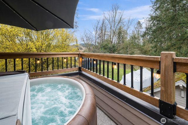 15014 106th ST E, Puyallup, WA 98374