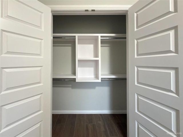 1421 W Franklin Avenue, Alton, TX 78573