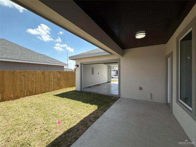 1421 W Franklin Avenue, Alton, TX 78573