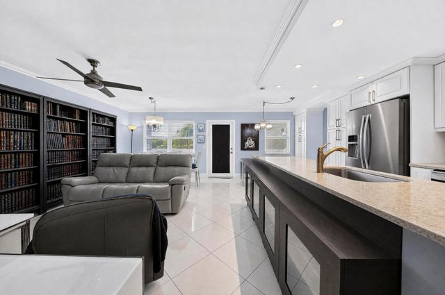 2079 Cambridge D 2079, Deerfield Beach, FL 33442