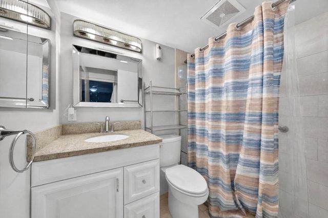 2079 Cambridge D 2079, Deerfield Beach, FL 33442