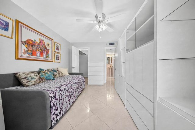 2079 Cambridge D 2079, Deerfield Beach, FL 33442