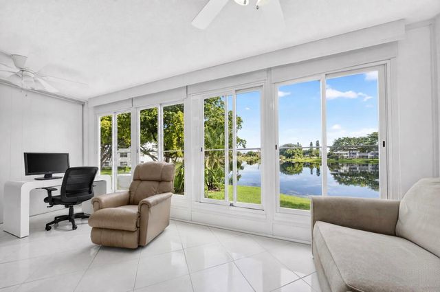 2079 Cambridge D 2079, Deerfield Beach, FL 33442