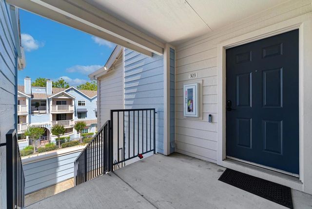 609 Arcadia Terrace 303, Sunnyvale, CA 94085
