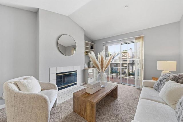 609 Arcadia Terrace 303, Sunnyvale, CA 94085