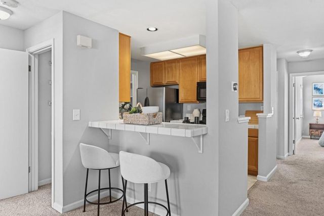 609 Arcadia Terrace 303, Sunnyvale, CA 94085