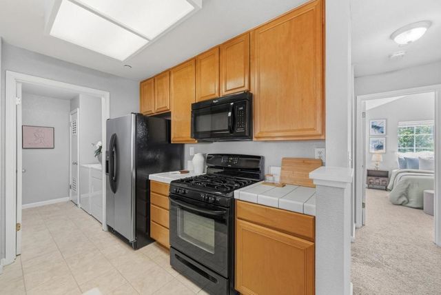 609 Arcadia Terrace 303, Sunnyvale, CA 94085