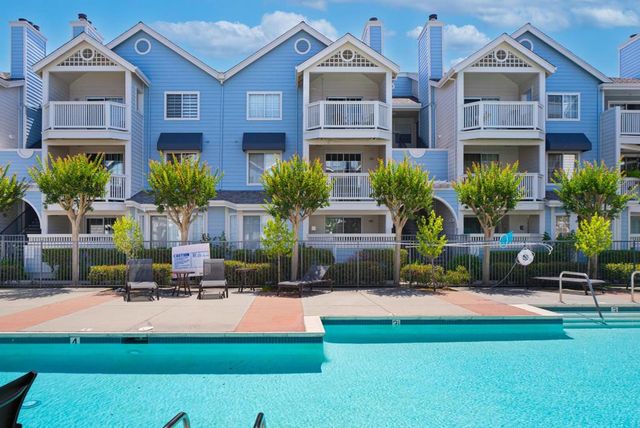 609 Arcadia Terrace 303, Sunnyvale, CA 94085
