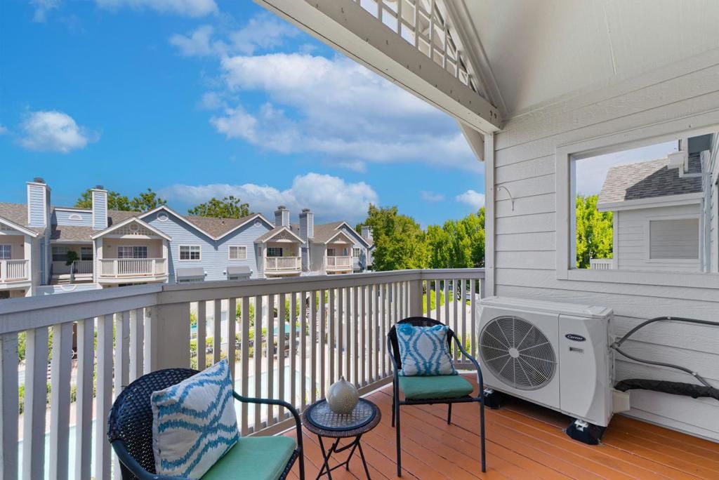 609 Arcadia Terrace 303, Sunnyvale, CA 94085