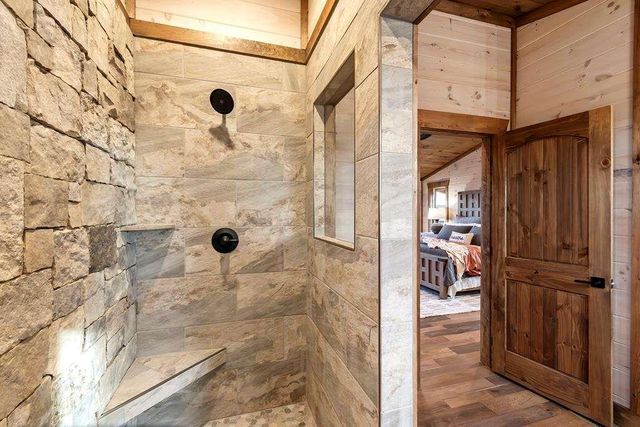 470 Skylight NW Drive, Blue Ridge, GA 30513