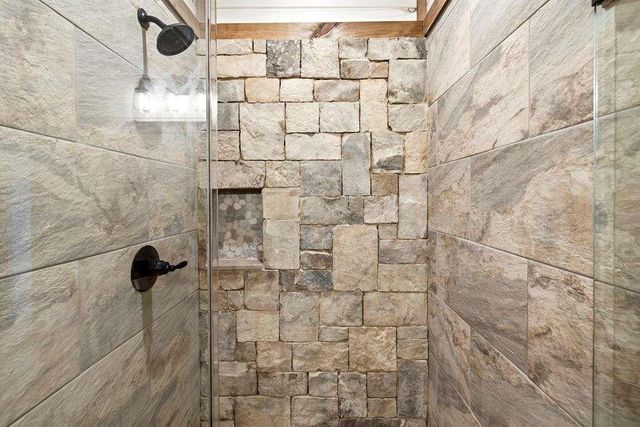 470 Skylight NW Drive, Blue Ridge, GA 30513