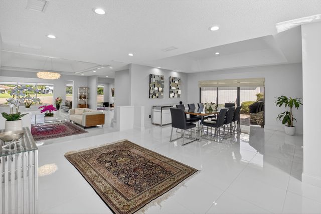 32 Estate Drive, Boynton Beach, FL 33436