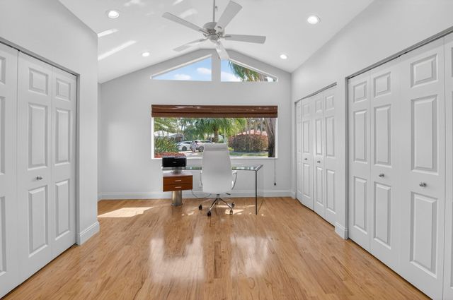 32 Estate Drive, Boynton Beach, FL 33436