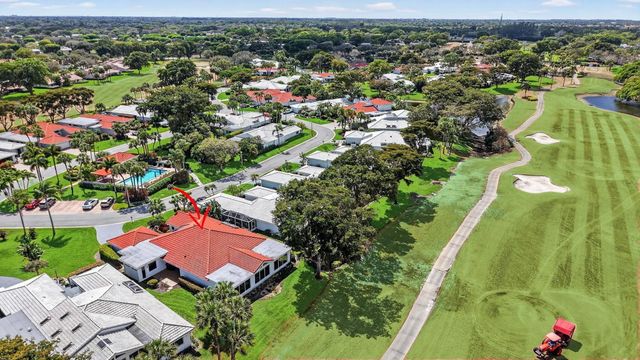 32 Estate Drive, Boynton Beach, FL 33436