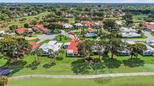 32 Estate Drive, Boynton Beach, FL 33436