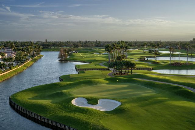 32 Estate Drive, Boynton Beach, FL 33436