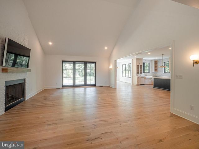 1401 B TIMBER MILL LN, West Chester, PA 19380