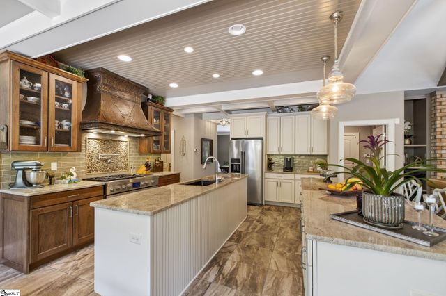 205 Scenic River Way, Taylors, SC 29687