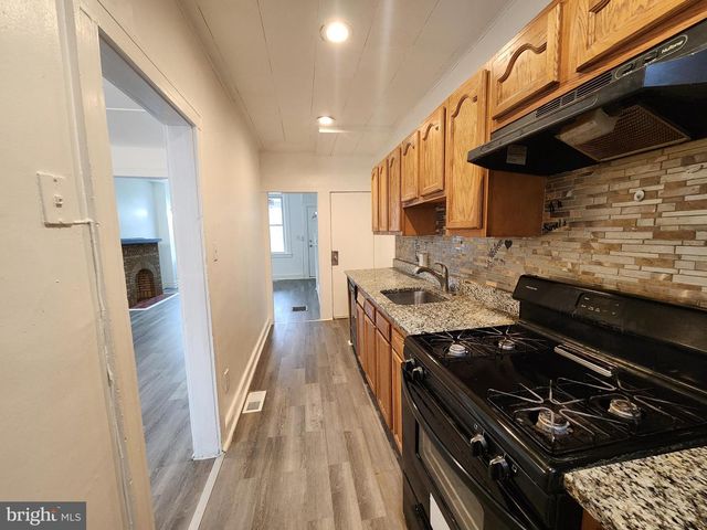 3405 RAVENWOOD AVE, Baltimore, MD 21213