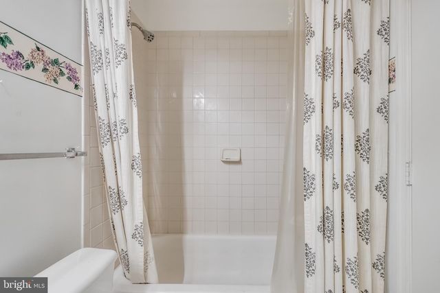 847 HR DR SE, Washington, DC 20032