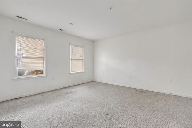 847 HR DR SE, Washington, DC 20032