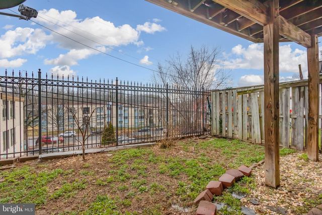 847 HR DR SE, Washington, DC 20032