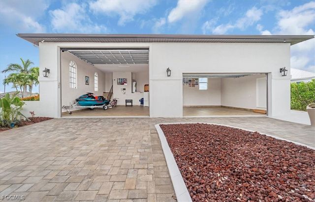 4213 NW 28th ST, Cape Coral, FL 33993