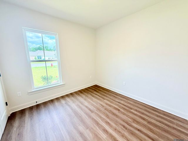 33505 Tenor Dr, Denham Springs, LA 70706