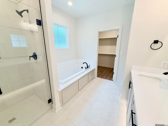 33505 Tenor Dr, Denham Springs, LA 70706