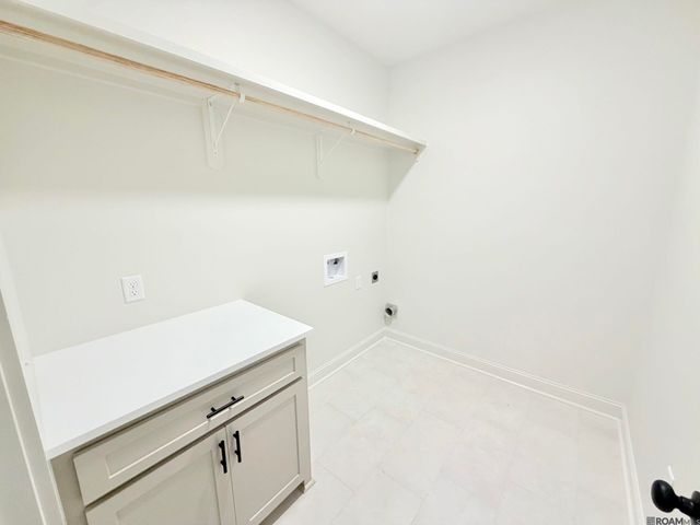 33505 Tenor Dr, Denham Springs, LA 70706