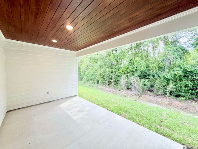 33505 Tenor Dr, Denham Springs, LA 70706