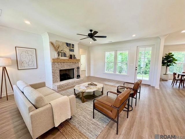 33505 Tenor Dr, Denham Springs, LA 70706