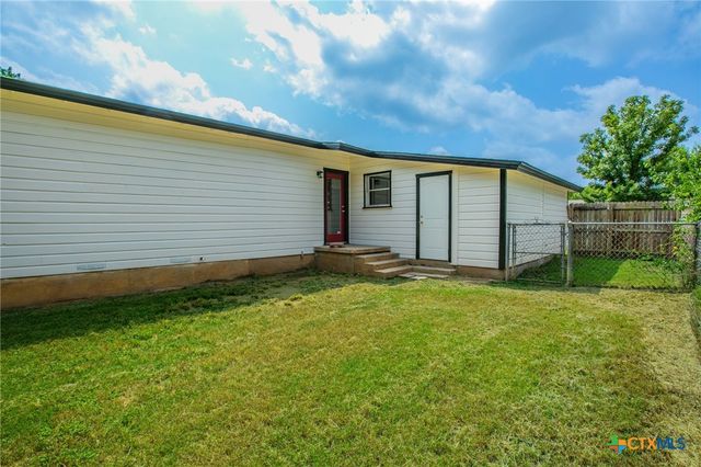2529 Powell Drive, Gatesville, TX 76528