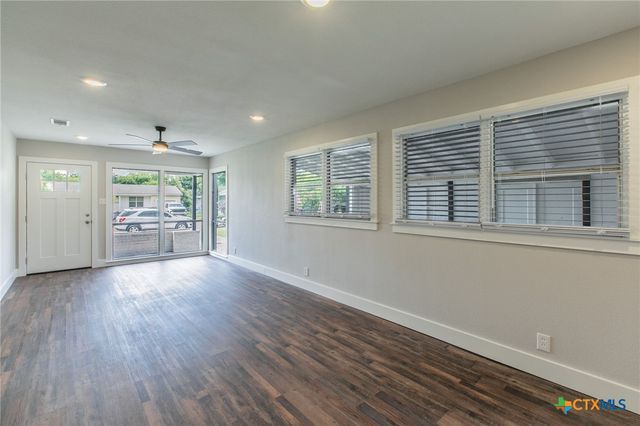 2529 Powell Drive, Gatesville, TX 76528