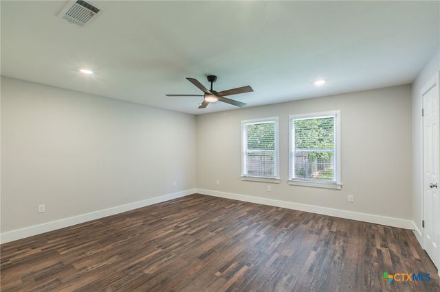2529 Powell Drive, Gatesville, TX 76528