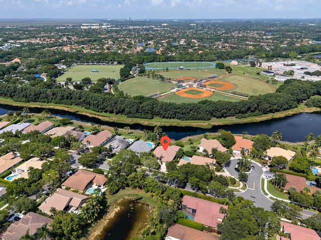 875 Bayside Lane, Weston, FL 33326