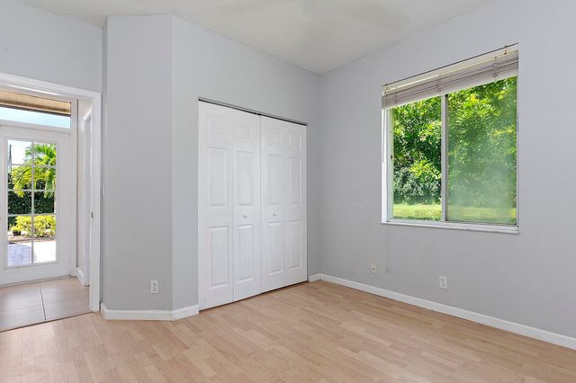 875 Bayside Lane, Weston, FL 33326