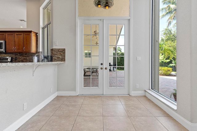 875 Bayside Lane, Weston, FL 33326