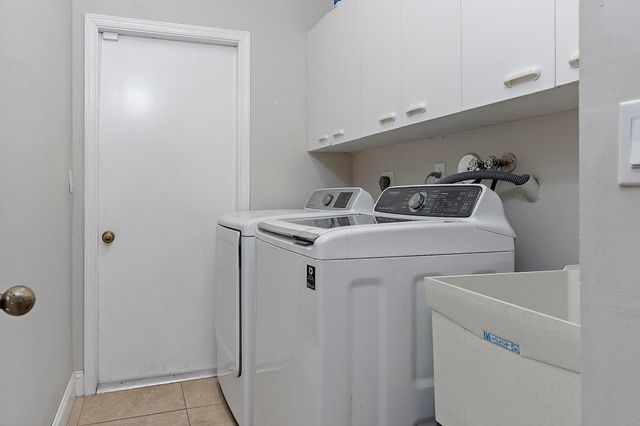 875 Bayside Lane, Weston, FL 33326