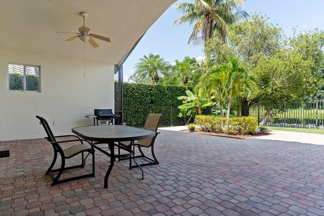 875 Bayside Lane, Weston, FL 33326