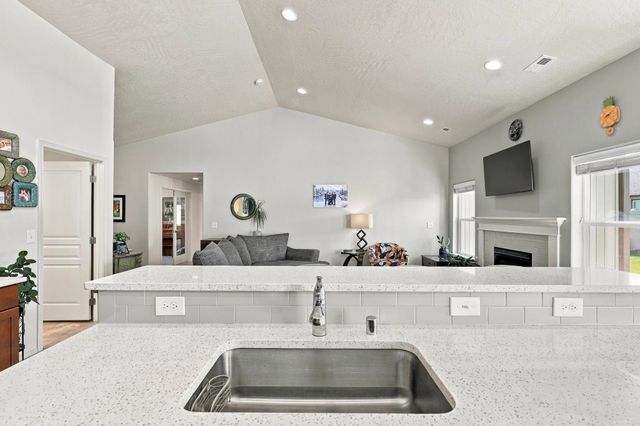 19014 E EUCLID Ave, Spokane Valley, WA 99027
