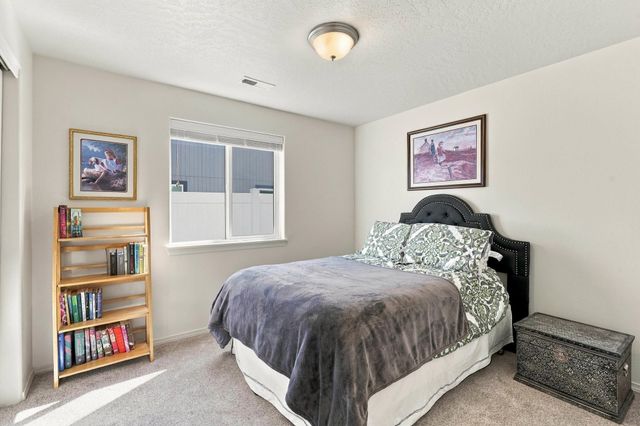 19014 E EUCLID Ave, Spokane Valley, WA 99027