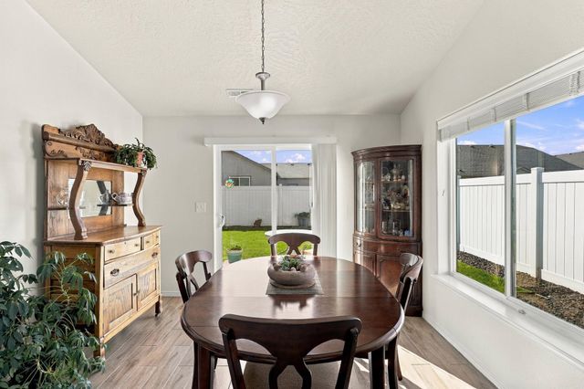 19014 E EUCLID Ave, Spokane Valley, WA 99027