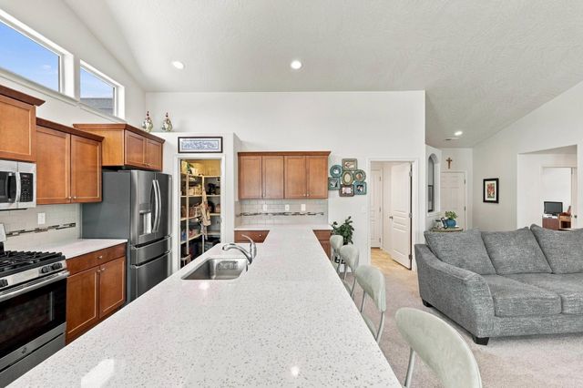 19014 E EUCLID Ave, Spokane Valley, WA 99027