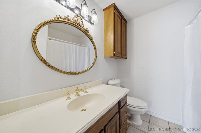 11618 S 74th East Avenue, Bixby, OK 74008