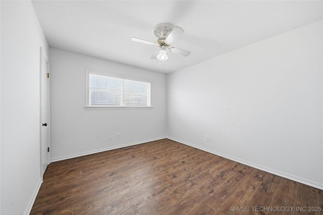 11618 S 74th East Avenue, Bixby, OK 74008