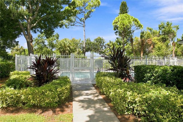 13710 FOREST LAKE DRIVE, Largo, FL 33771