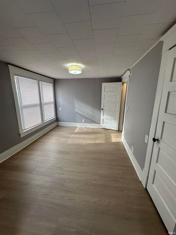 502 W Hillside Avenue, Spencer, IN 47460